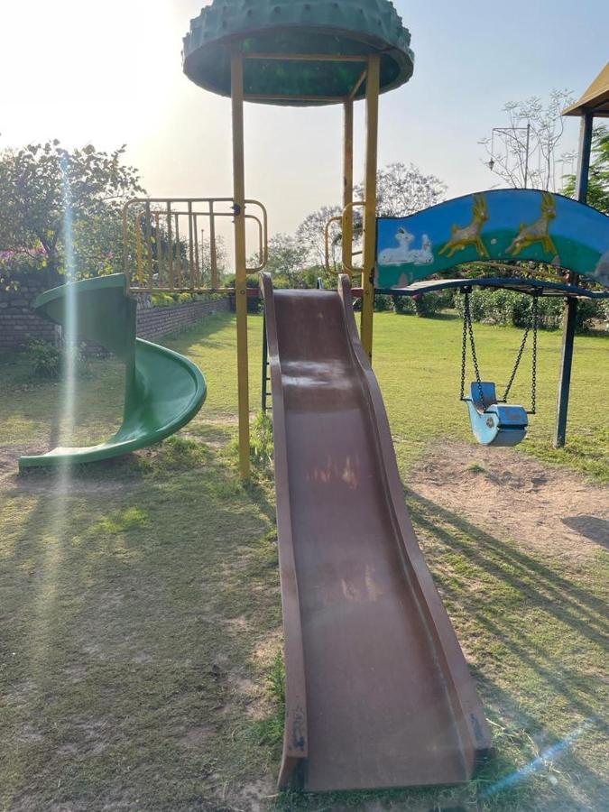 Hotel Sarai Bharatgarh Nohan Exterior foto